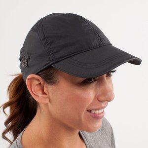 💎SOLD💎LULULEMON Black Run Like The Wind Hat With Zipper Pocket